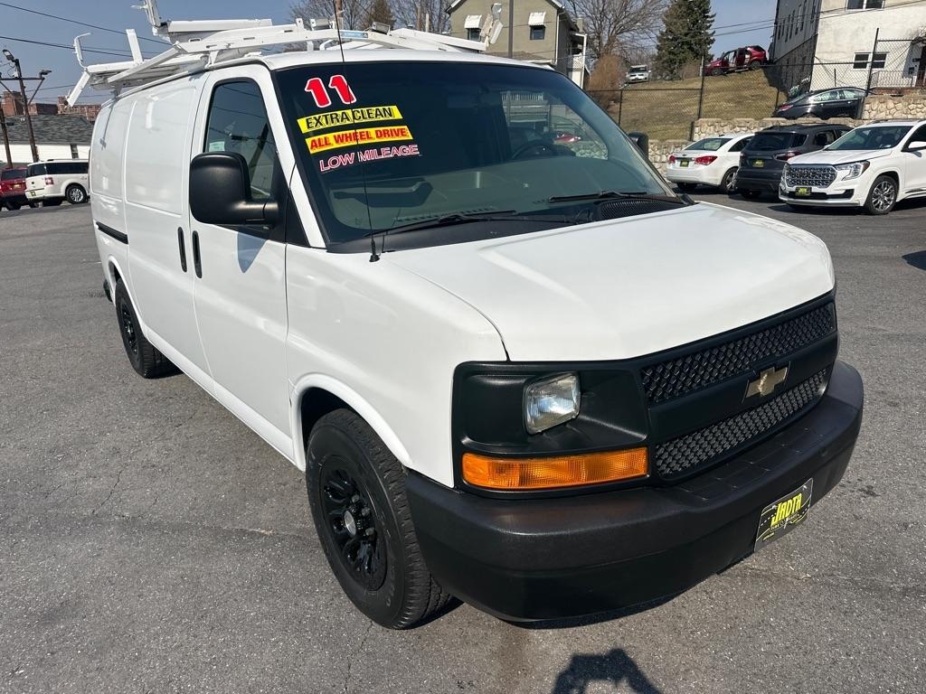 Chevrolet Express 1500 AWD Cargo 2011