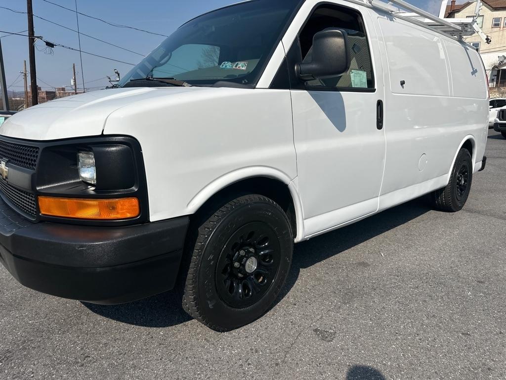 Chevrolet Express 1500 AWD Cargo 2011