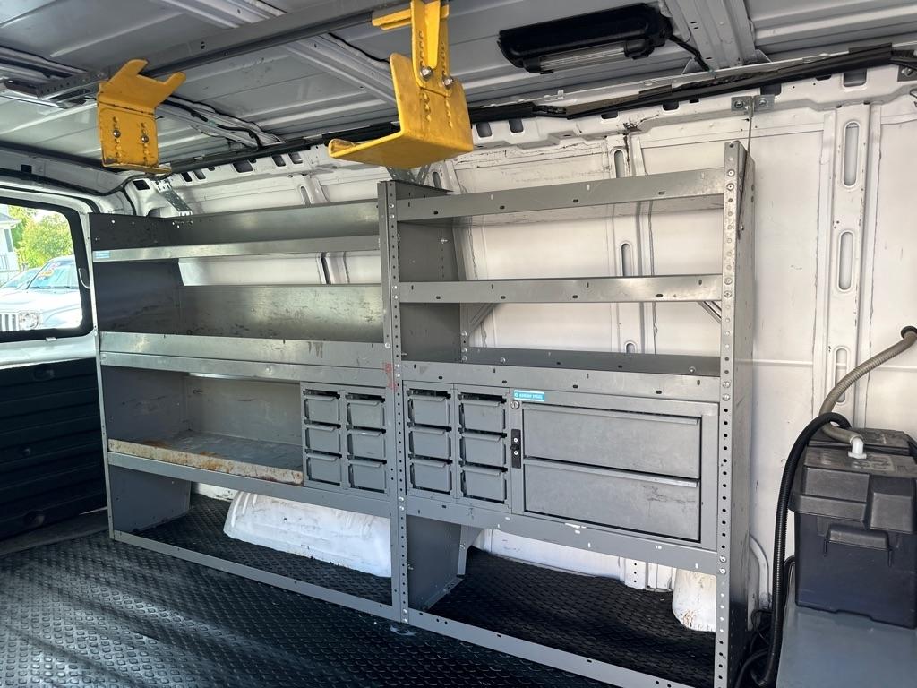 Chevrolet Express 1500 AWD Cargo 2011