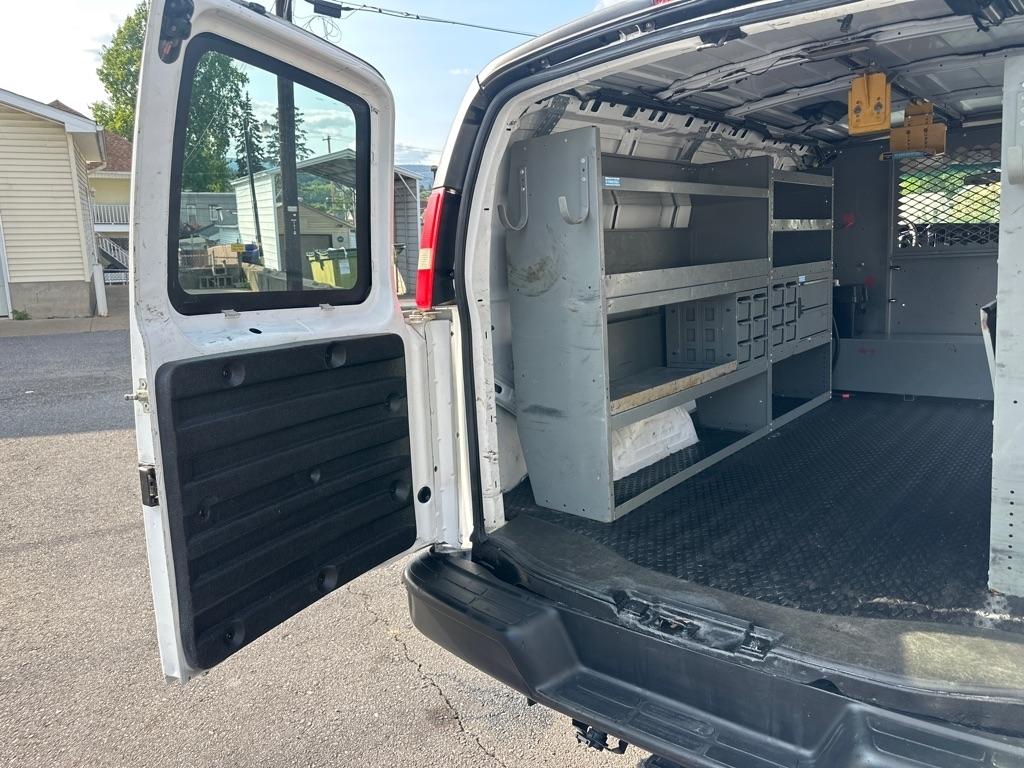 Chevrolet Express 1500 AWD Cargo 2011