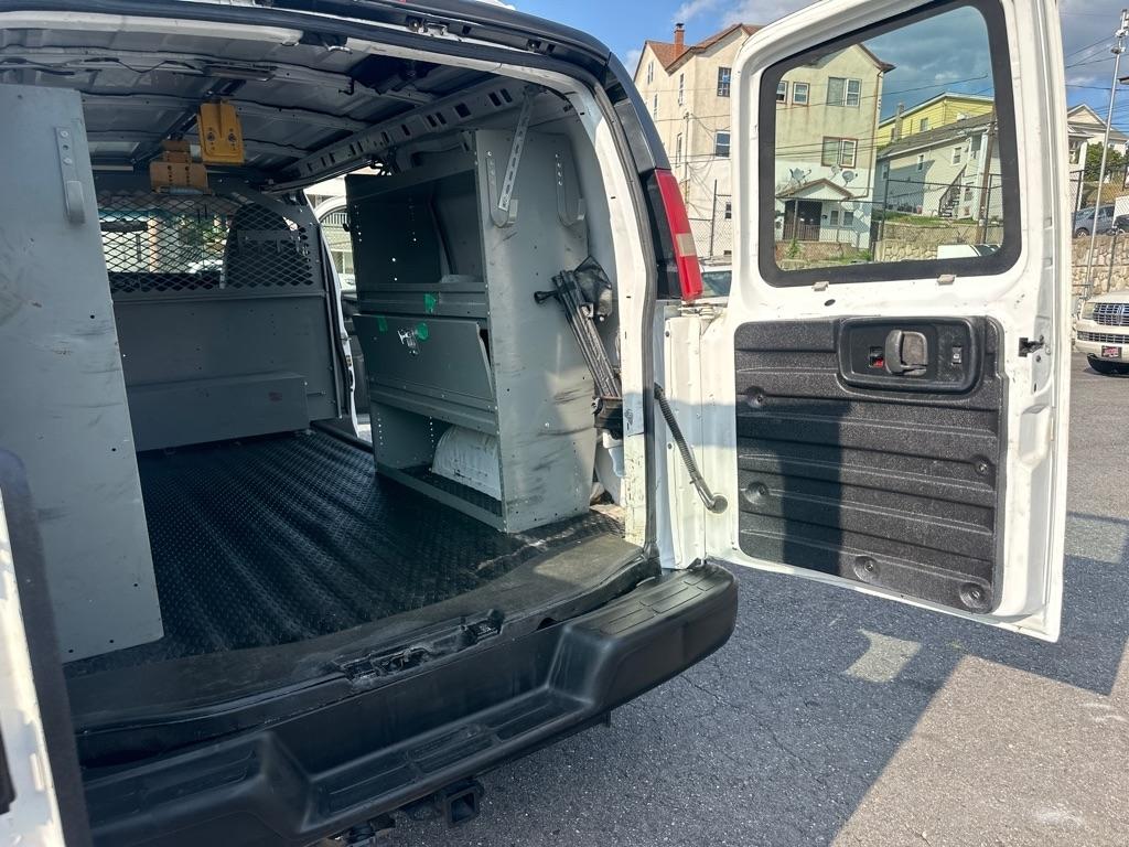 Chevrolet Express 1500 AWD Cargo 2011
