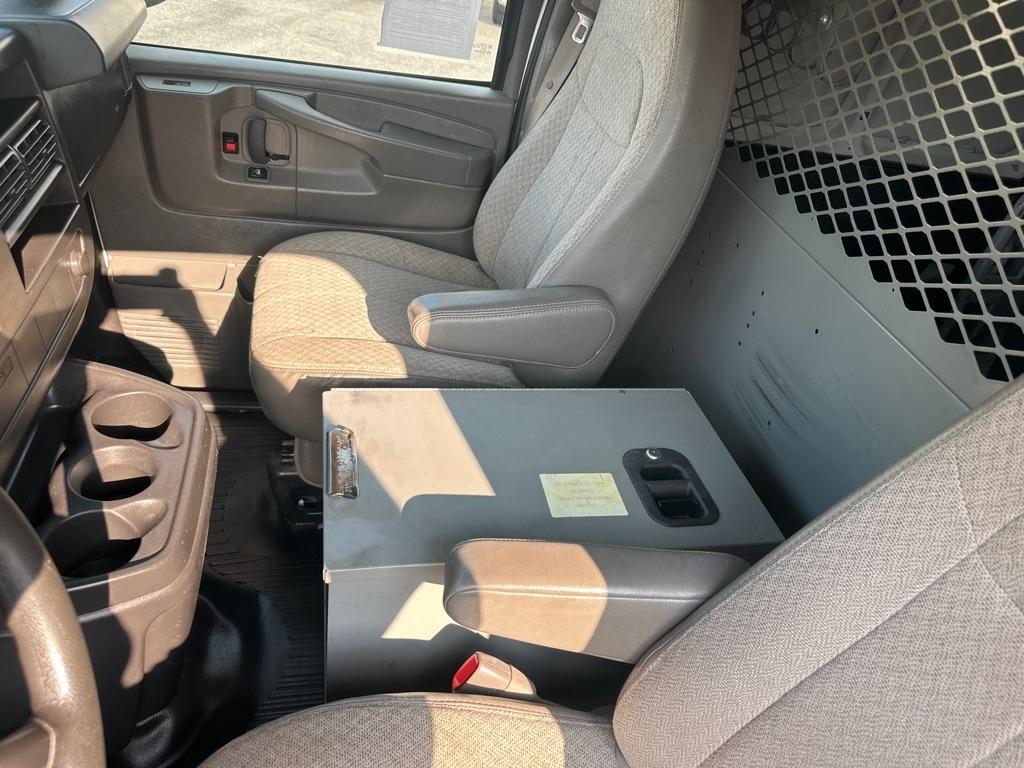 Chevrolet Express 1500 AWD Cargo 2011
