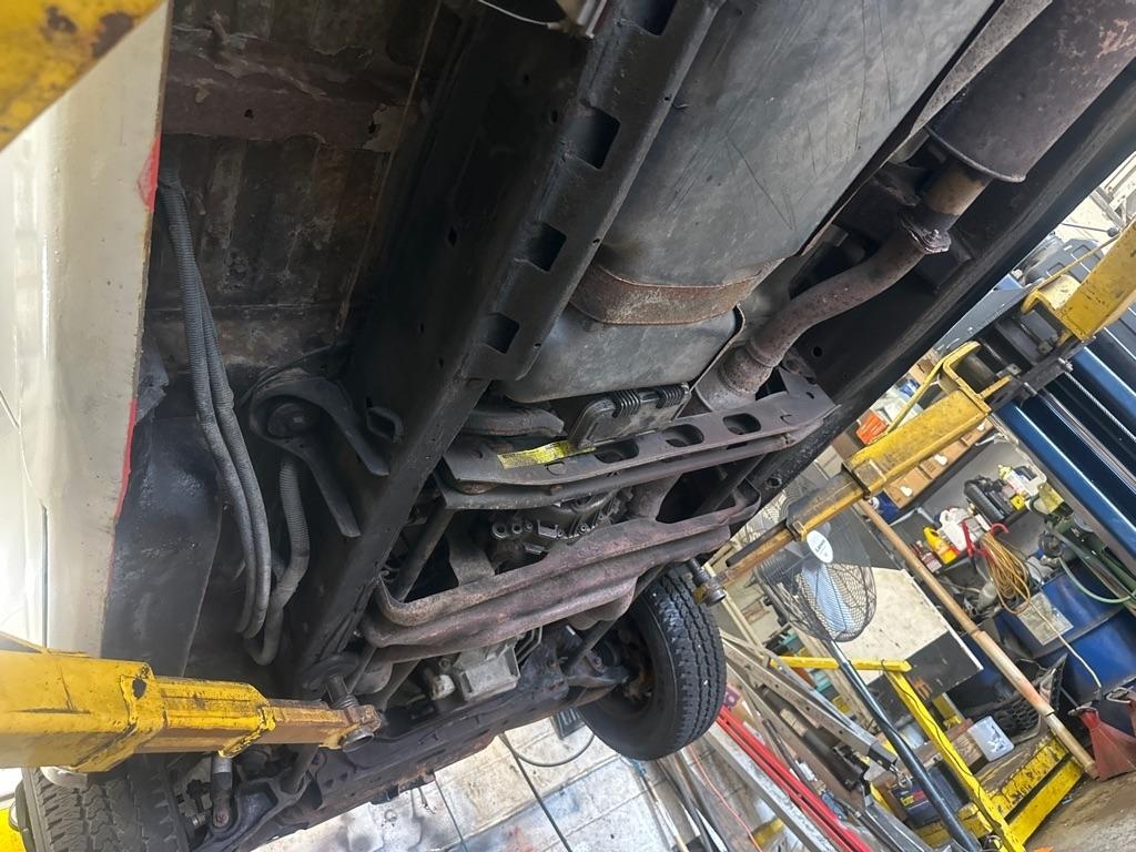Chevrolet Express 1500 AWD Cargo 2011