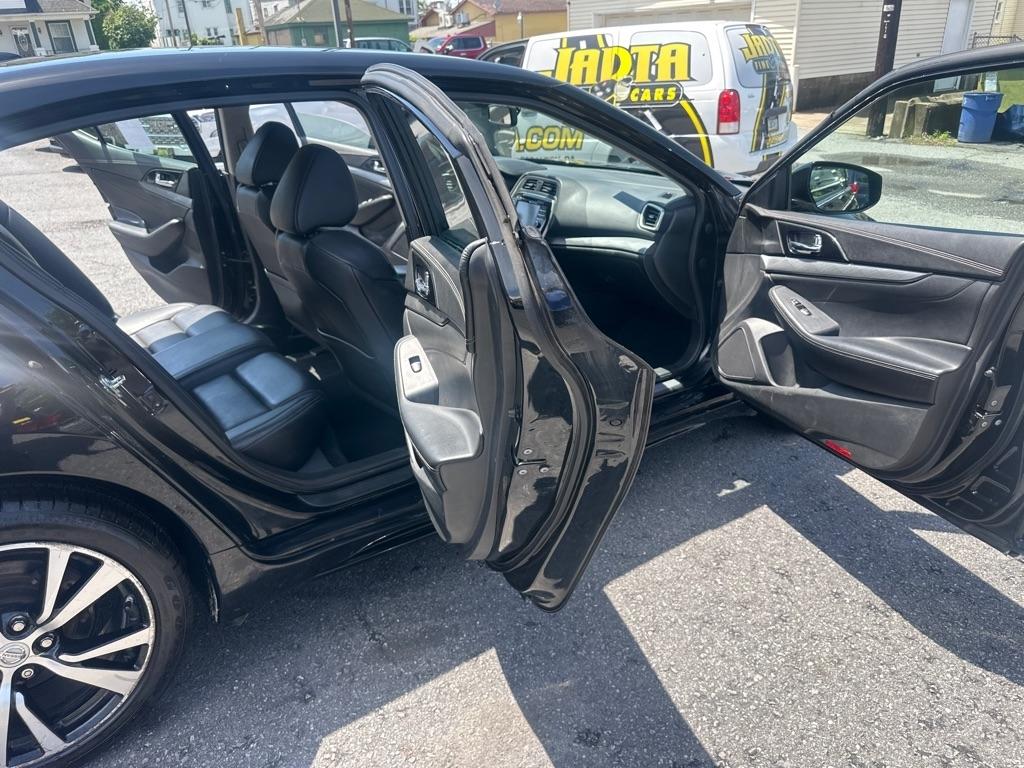 Nissan Maxima 4dr Sdn 3.5 SV w/Premium Pkg 2018