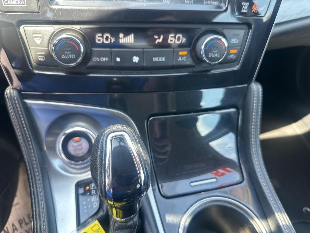 Nissan Maxima 4dr Sdn 3.5 SV w/Premium Pkg 2018