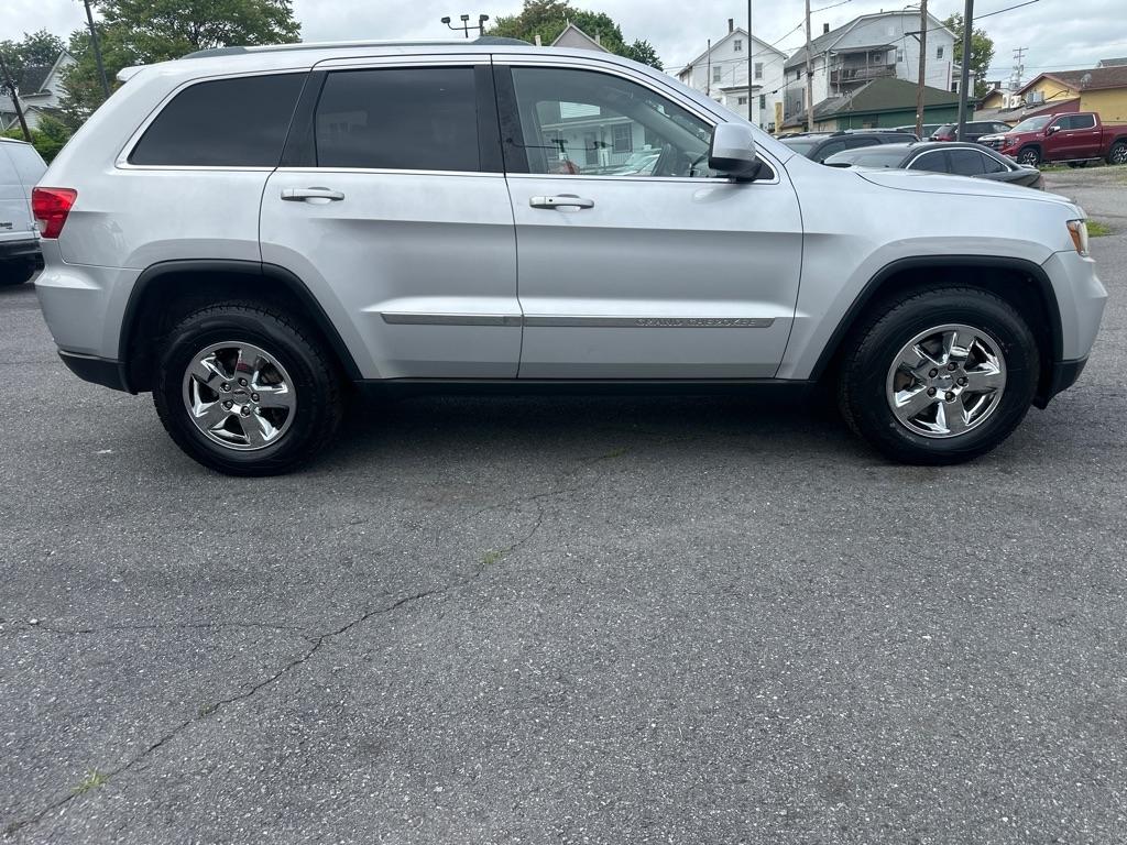 Jeep Grand Cherokee 4dr Laredo 4WD 2012