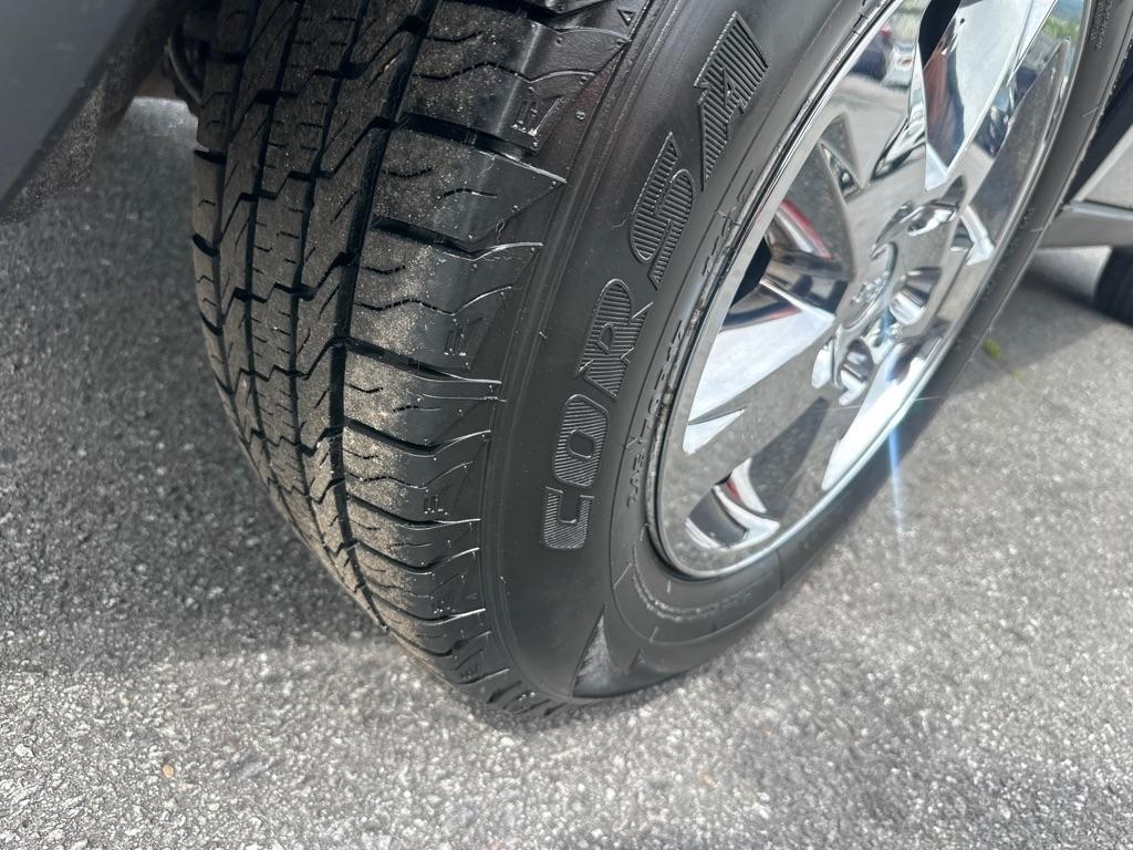 Jeep Grand Cherokee 4dr Laredo 4WD 2012