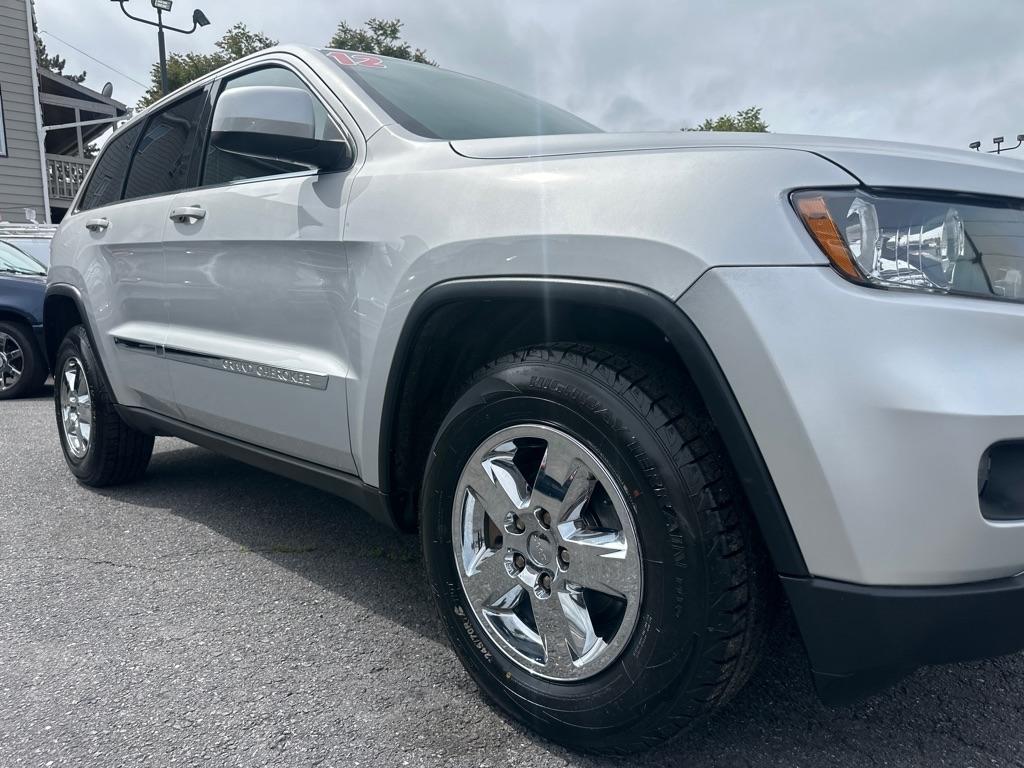 Jeep Grand Cherokee 4dr Laredo 4WD 2012