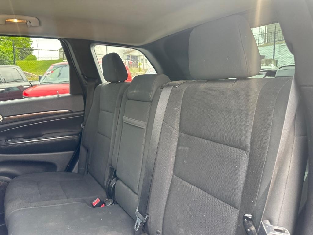 Jeep Grand Cherokee 4dr Laredo 4WD 2012