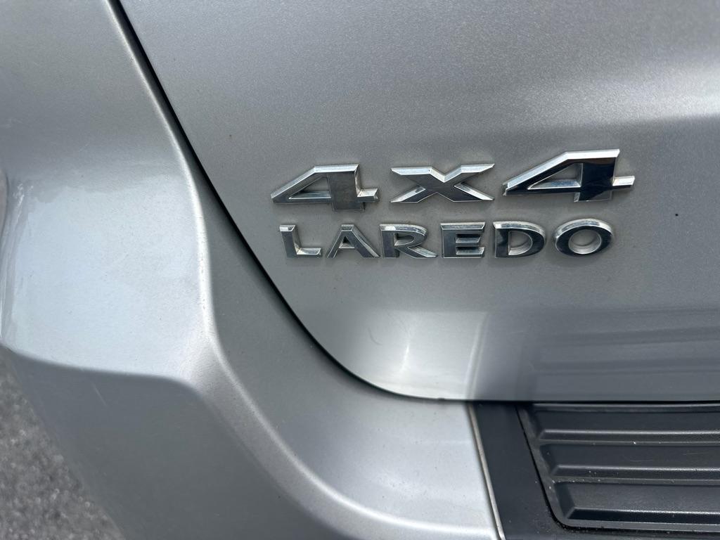 Jeep Grand Cherokee 4dr Laredo 4WD 2012