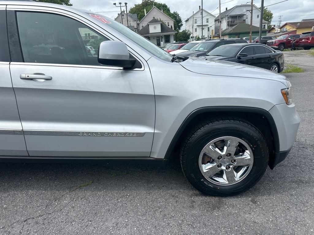 Jeep Grand Cherokee 4dr Laredo 4WD 2012