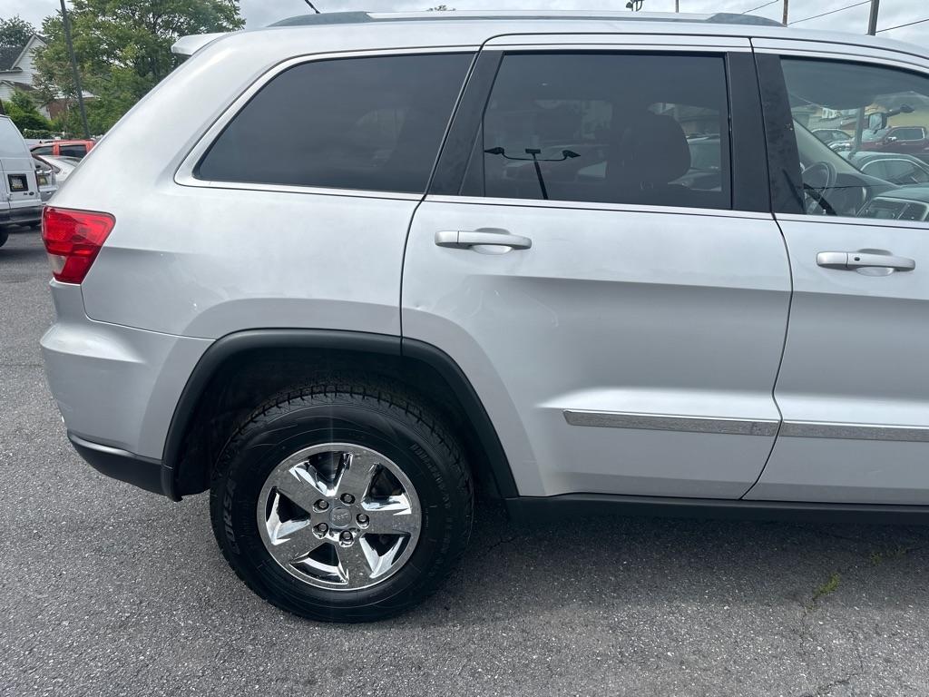 Jeep Grand Cherokee 4dr Laredo 4WD 2012