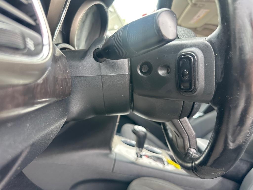 Jeep Grand Cherokee 4dr Laredo 4WD 2012