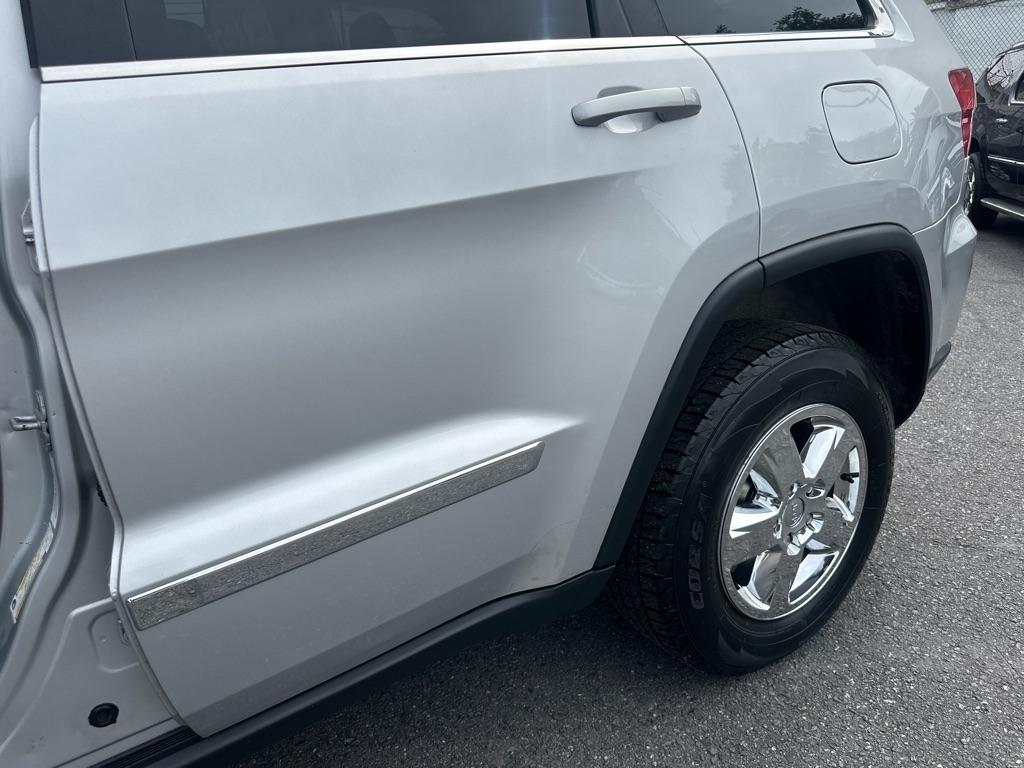 Jeep Grand Cherokee 4dr Laredo 4WD 2012