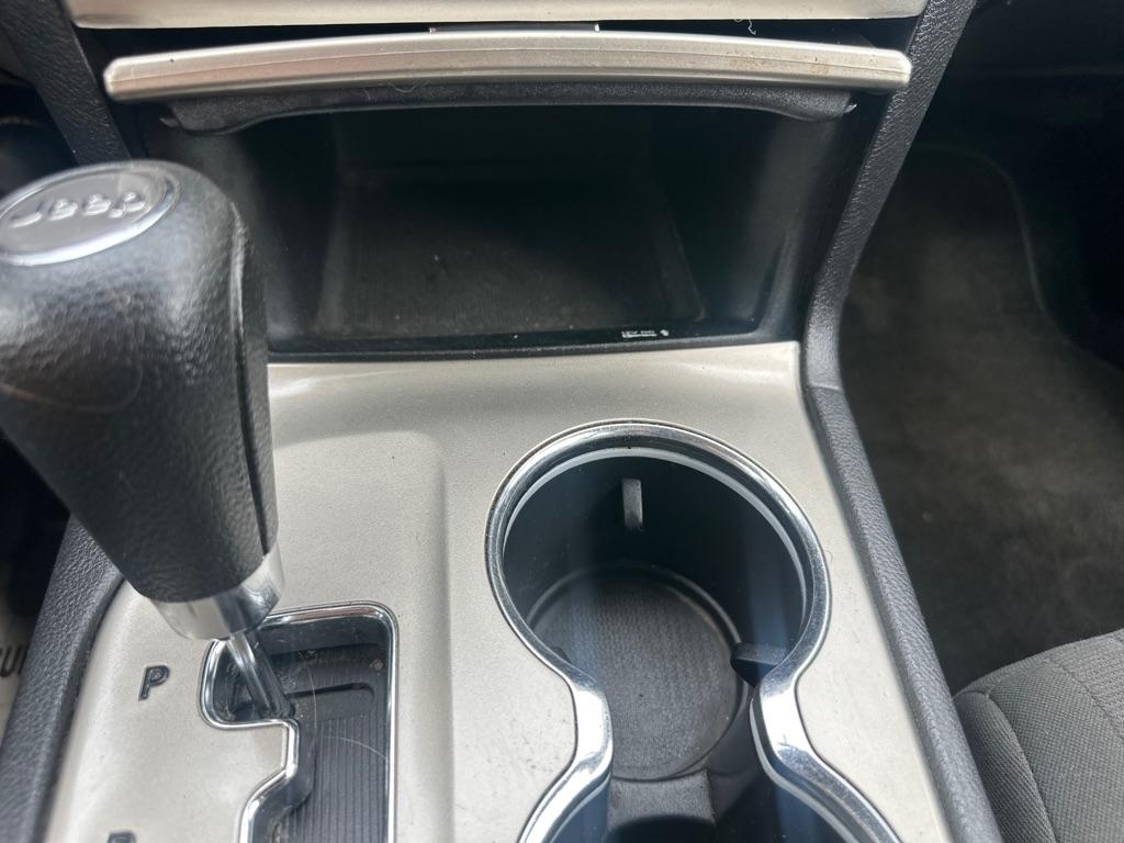 Jeep Grand Cherokee 4dr Laredo 4WD 2012