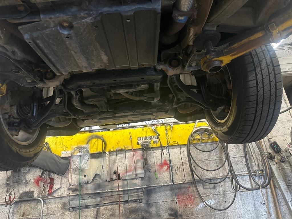 Jeep Grand Cherokee 4dr Laredo 4WD 2012