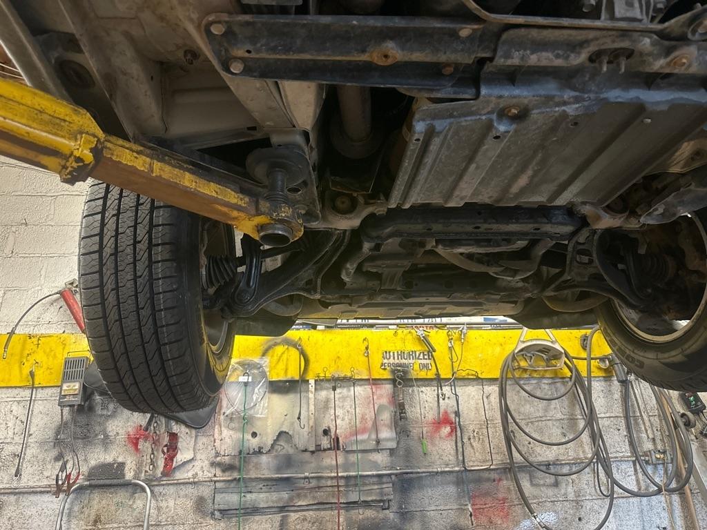 Jeep Grand Cherokee 4dr Laredo 4WD 2012