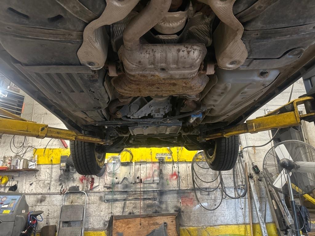 Jeep Grand Cherokee 4dr Laredo 4WD 2012