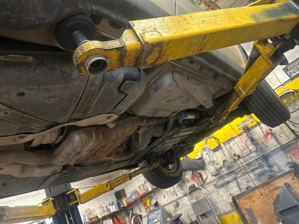 Jeep Grand Cherokee 4dr Laredo 4WD 2012