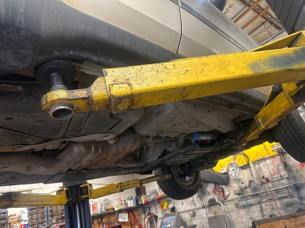 Jeep Grand Cherokee 4dr Laredo 4WD 2012