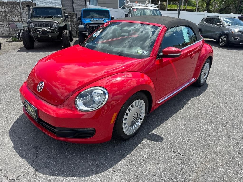 Volkswagen Beetle 1.8T PZEV Convertible w/Technology 2014