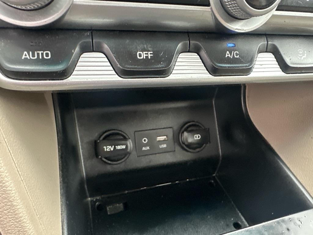 Hyundai Elantra Value Edition 4D Sedan 2020