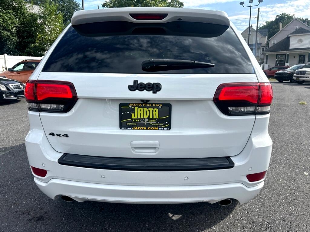2015 Jeep Grand Cherokee Altitude photo 3