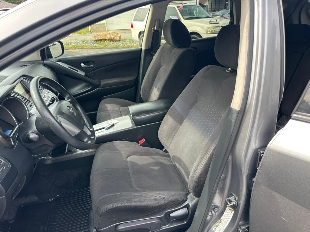 Nissan Murano S 4D SUV AWD 2013