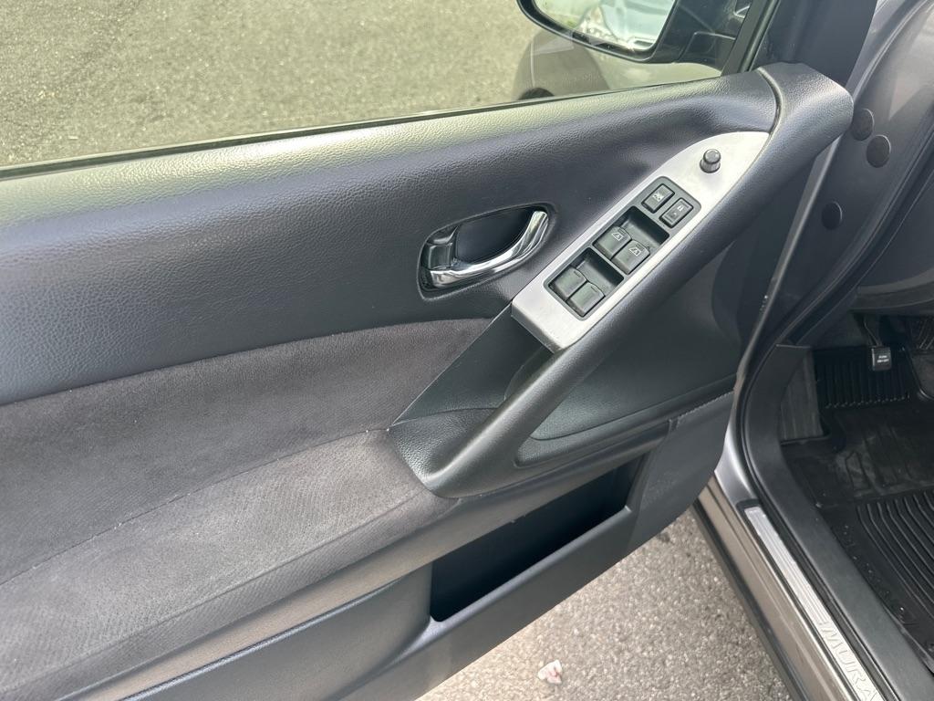 Nissan Murano S 4D SUV AWD 2013