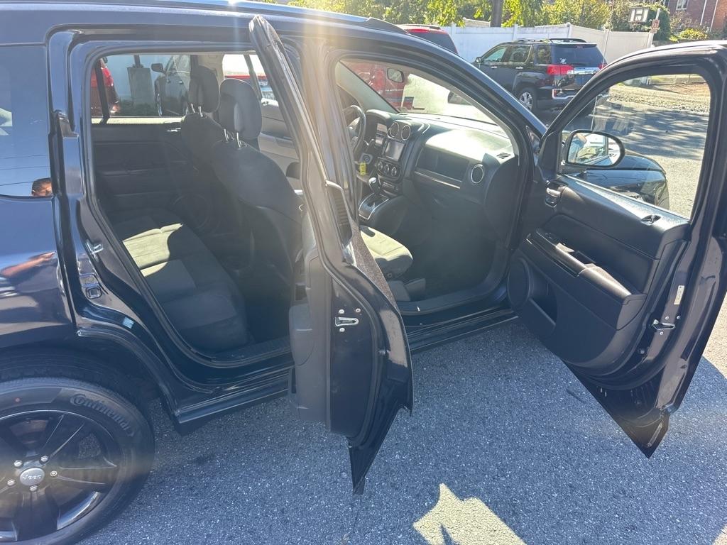 Jeep Compass 4WD 4dr Sport *Ltd Avail* 2011