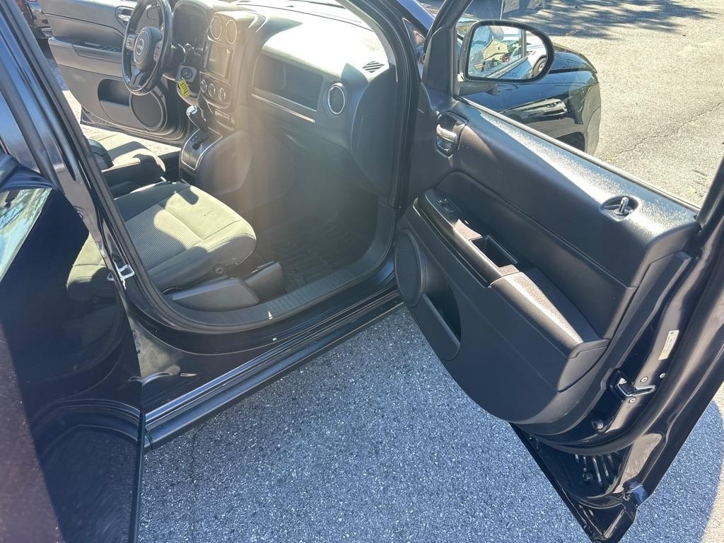 Jeep Compass 4WD 4dr Sport *Ltd Avail* 2011