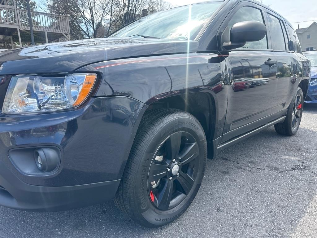 Jeep Compass 4WD 4dr Sport *Ltd Avail* 2011