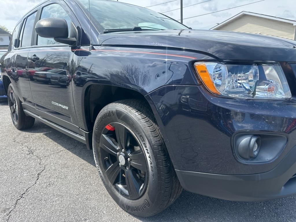 Jeep Compass 4WD 4dr Sport *Ltd Avail* 2011