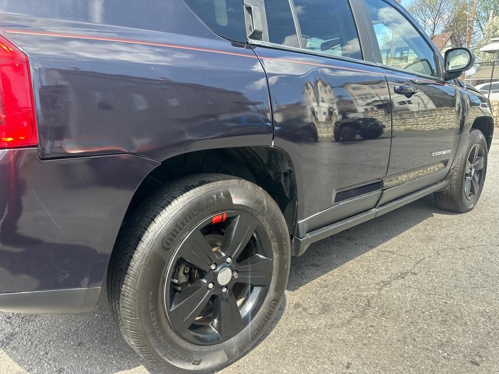 Jeep Compass 4WD 4dr Sport *Ltd Avail* 2011