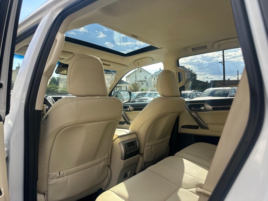 Lexus GX 460 4WD 4dr Premium 2020