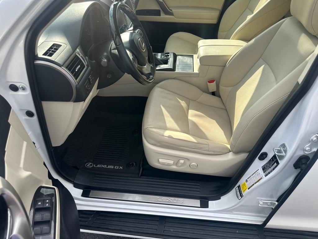 Lexus GX 460 4WD 4dr Premium 2020
