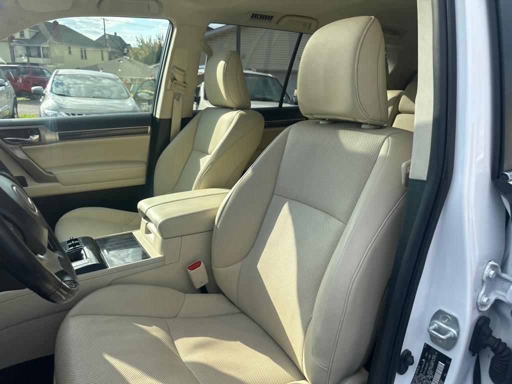 Lexus GX 460 4WD 4dr Premium 2020