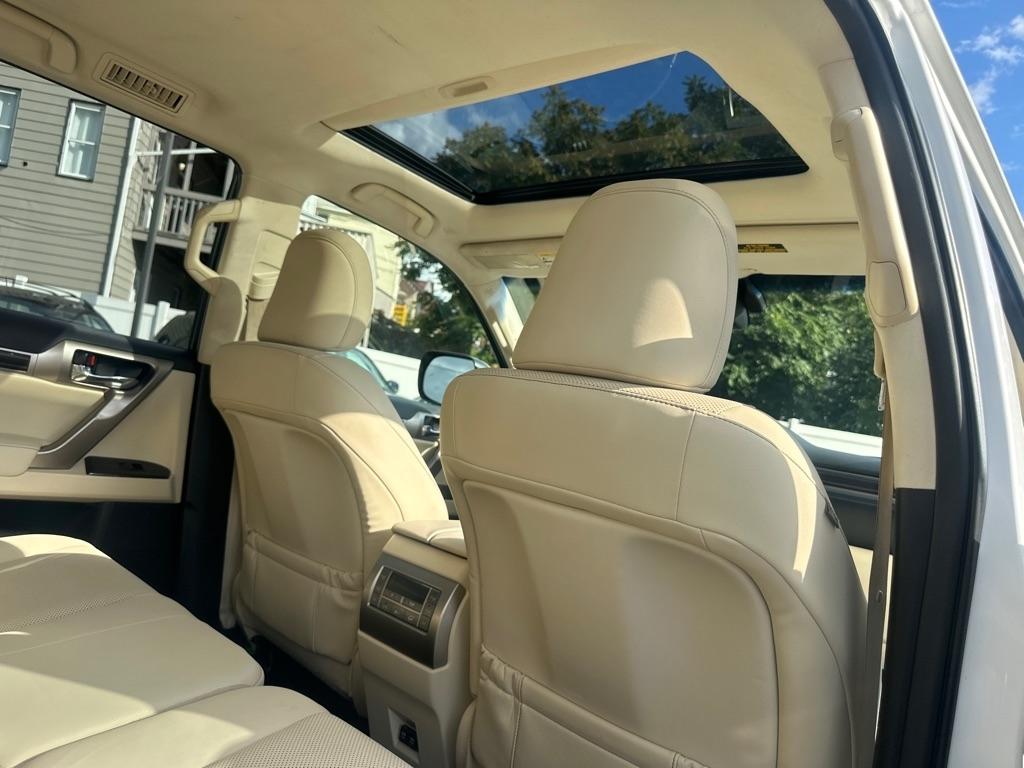 Lexus GX 460 4WD 4dr Premium 2020