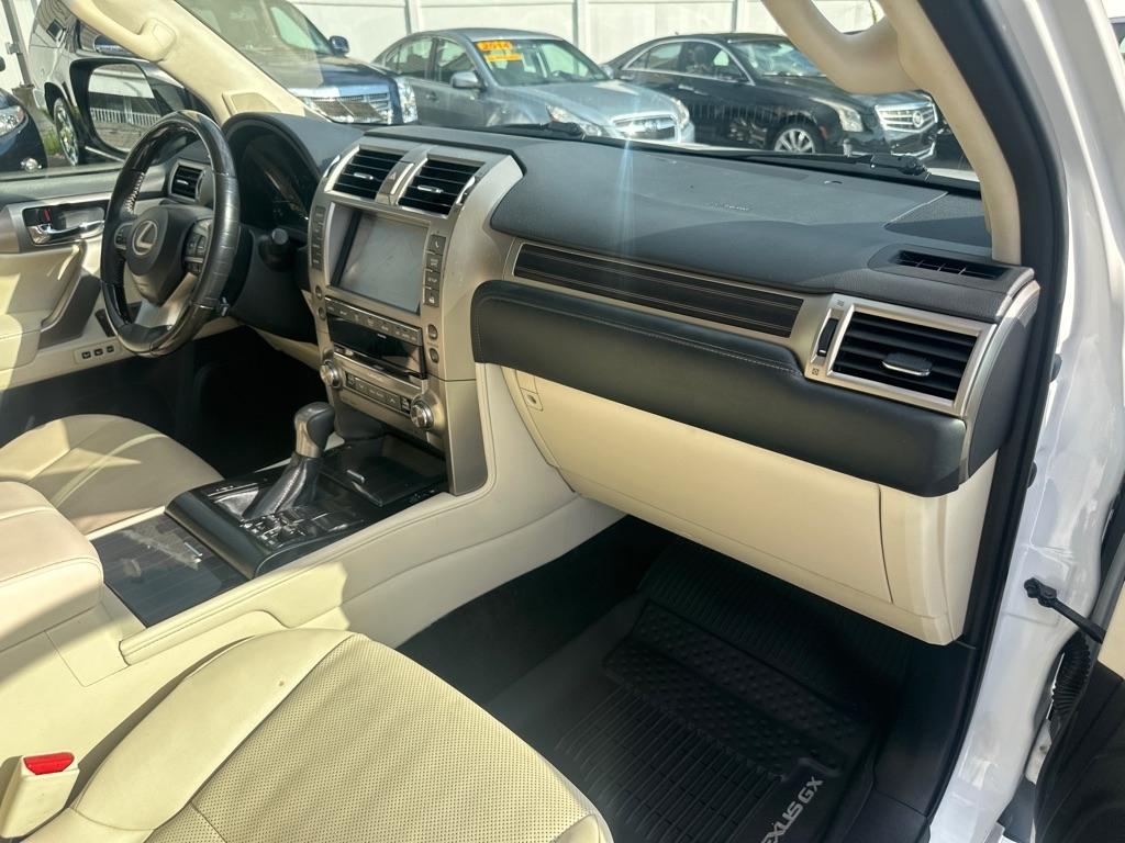 Lexus GX 460 4WD 4dr Premium 2020