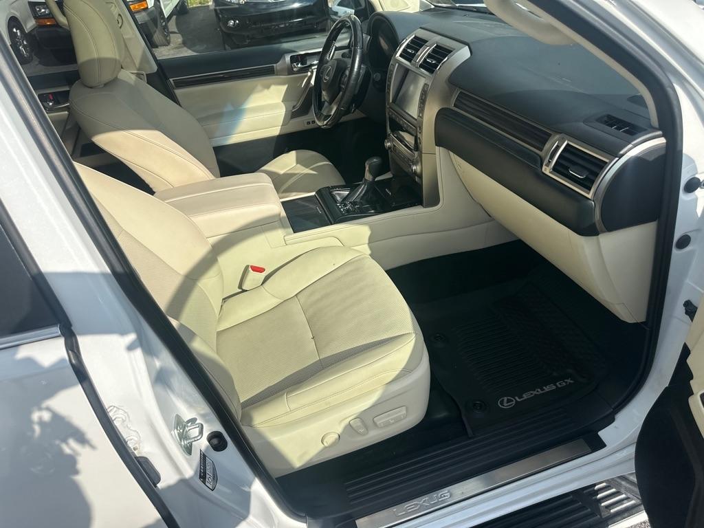 Lexus GX 460 4WD 4dr Premium 2020