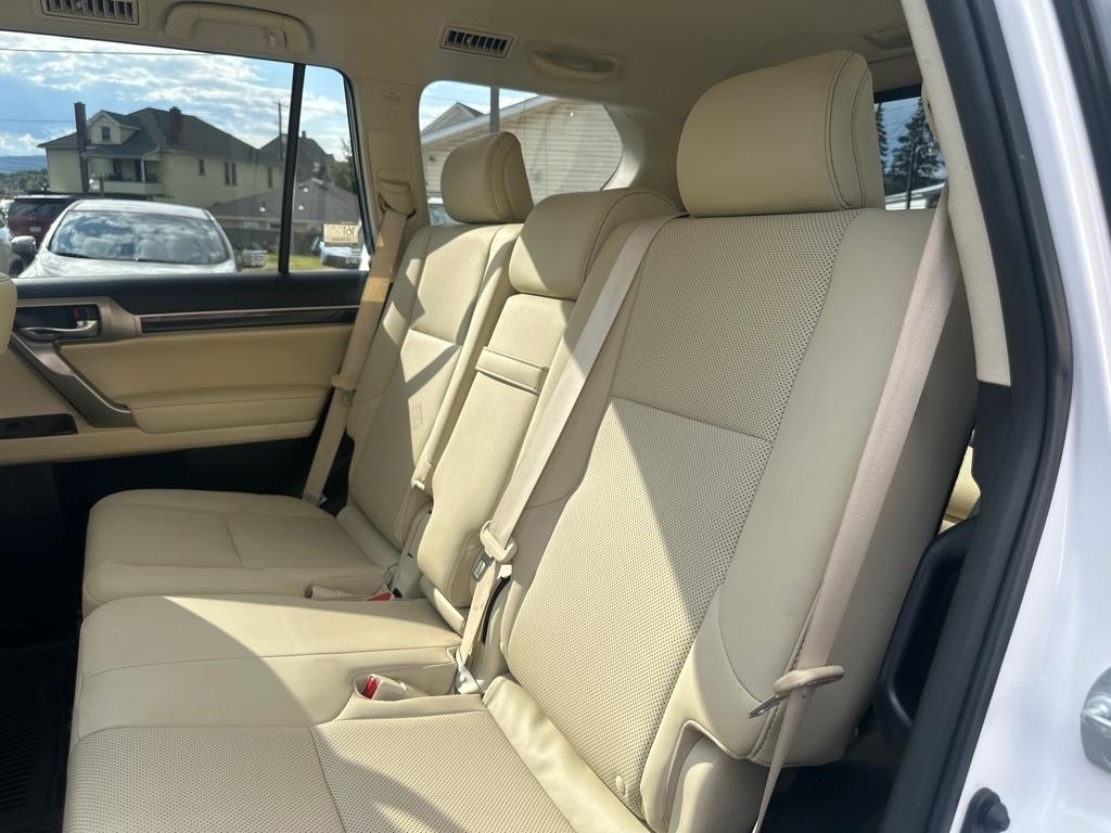 Lexus GX 460 4WD 4dr Premium 2020