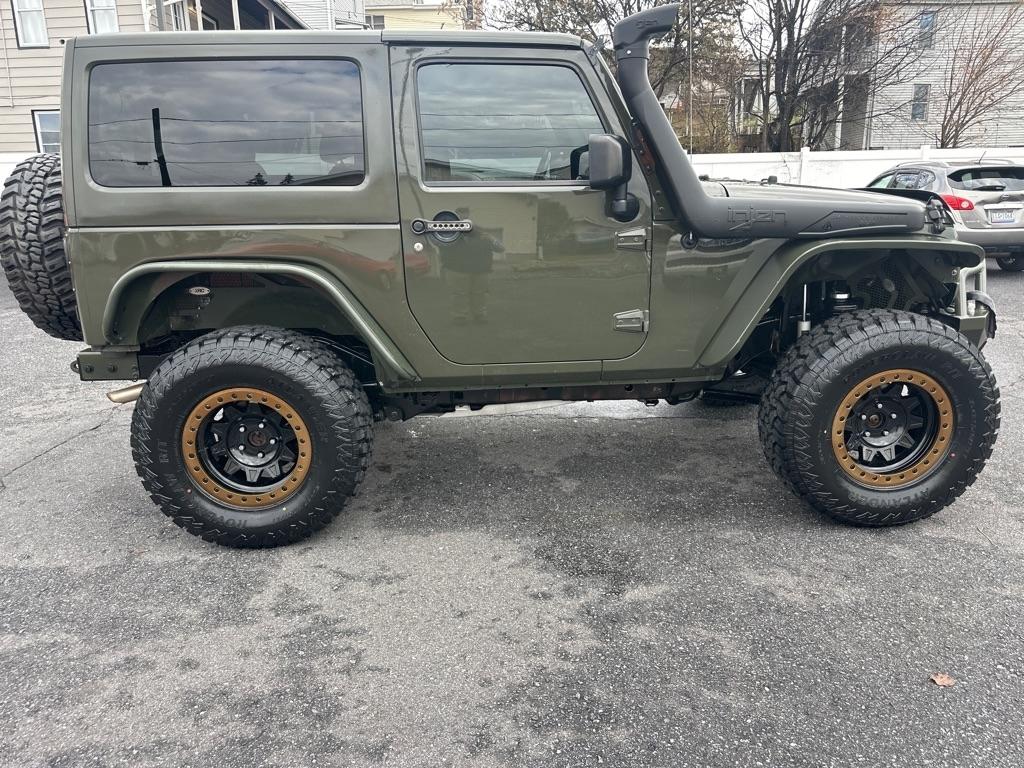 Jeep Wrangler 4WD 2dr Freedom Edition 2015