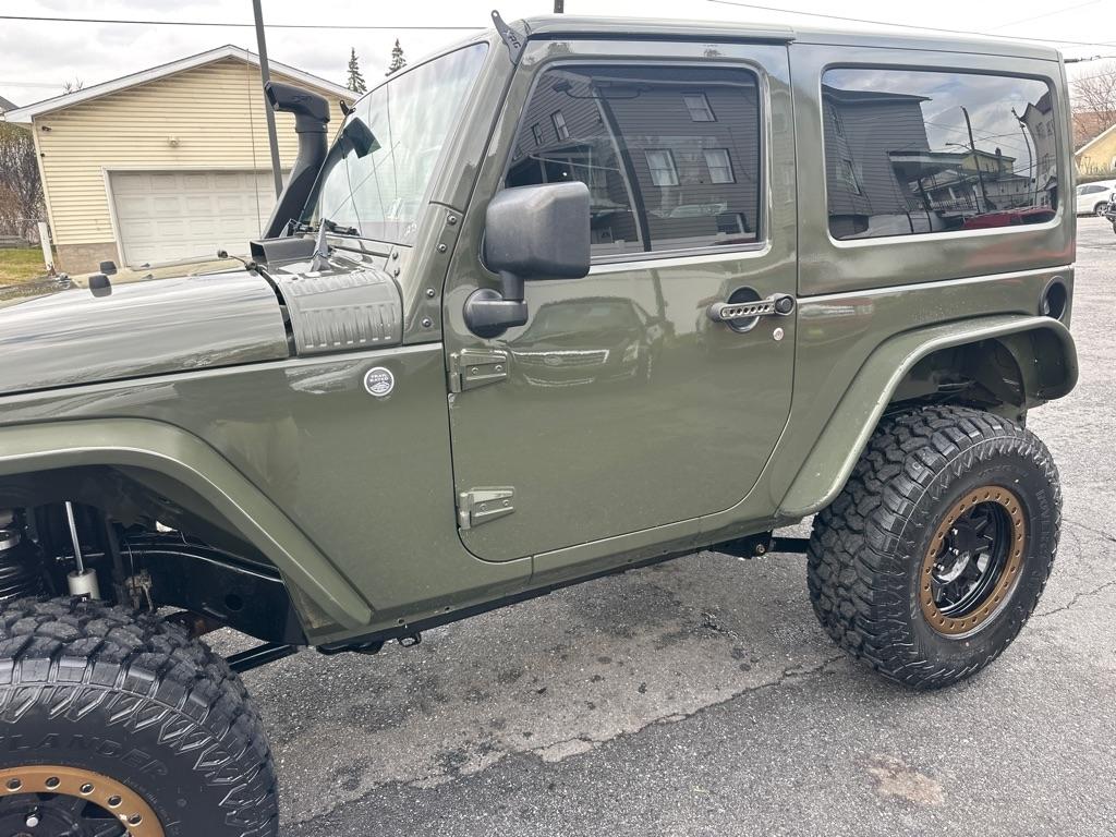 Jeep Wrangler 4WD 2dr Freedom Edition 2015