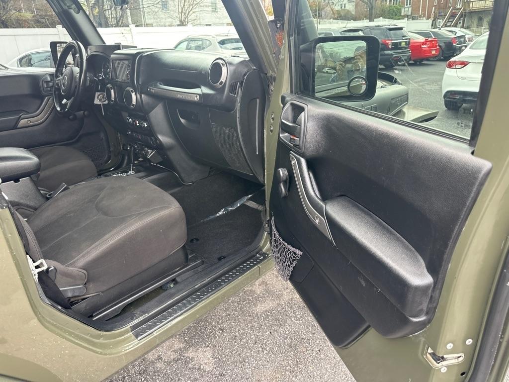 Jeep Wrangler 4WD 2dr Freedom Edition 2015