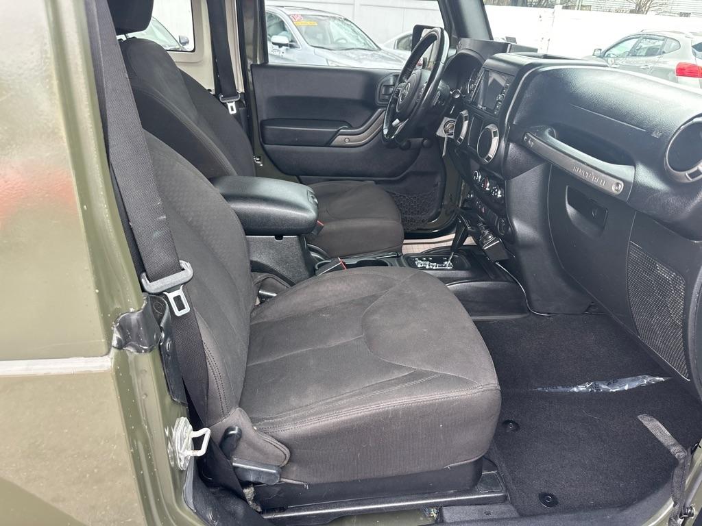 Jeep Wrangler 4WD 2dr Freedom Edition 2015