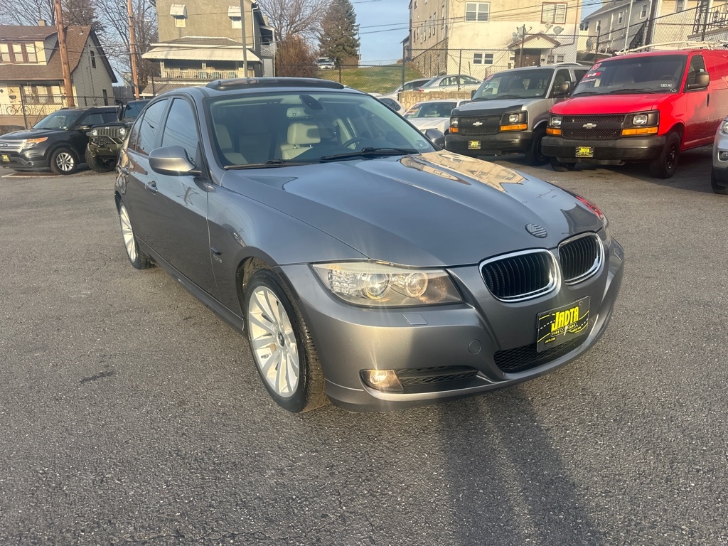 2011 BMW 3-Series 328i xDrive Sedan