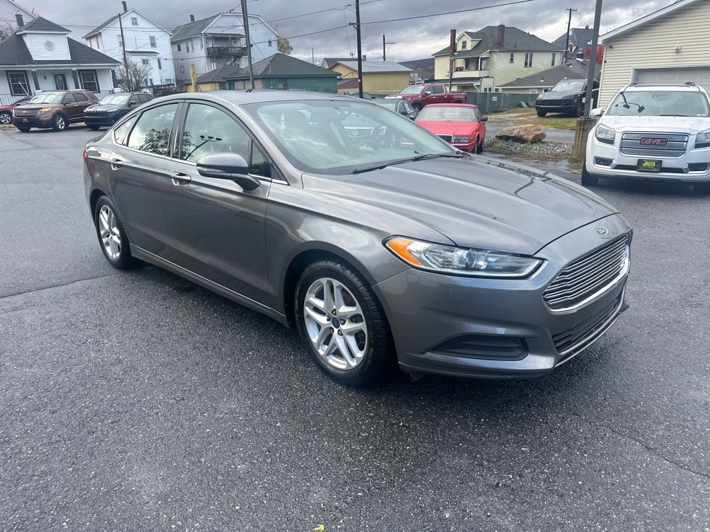 2014 Ford Fusion SE 4D Sedan 4 Cyl