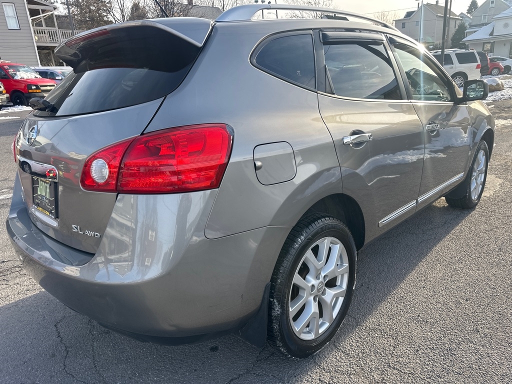 Nissan Rogue SL 4D SUV AWD 2013