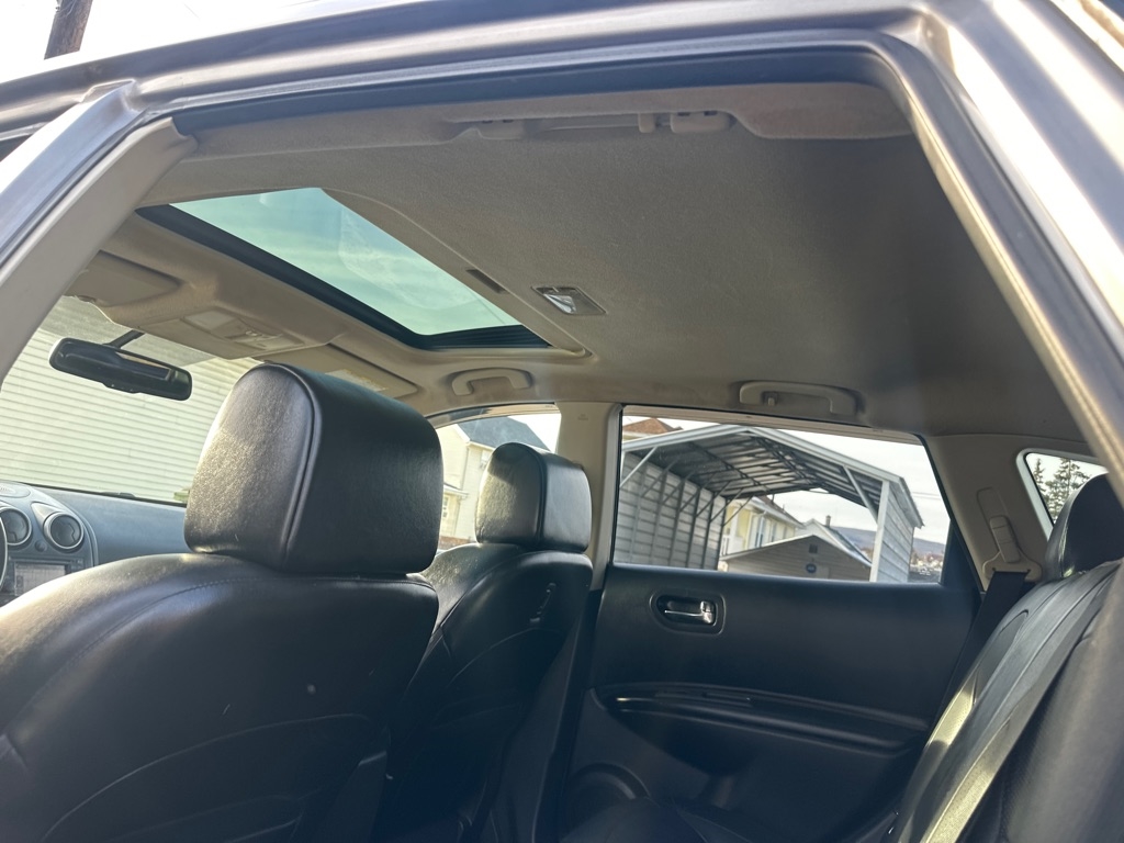 Nissan Rogue SL 4D SUV AWD 2013