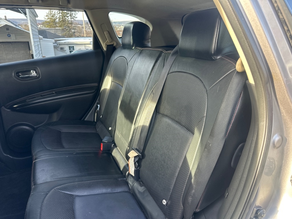 Nissan Rogue SL 4D SUV AWD 2013